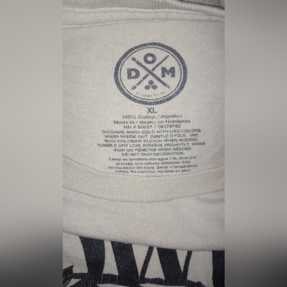 White Graphic T-Shirt, Size XL - Picture 2 of 2